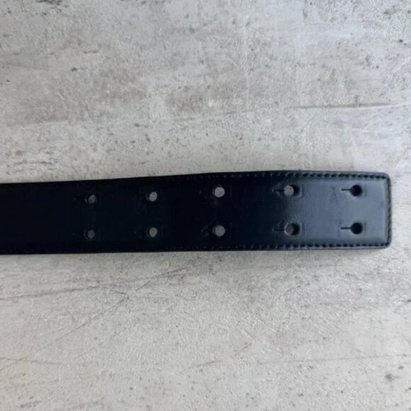 Moschino Women’s Logo Belt – Size 40, Brand New in Box, Authentic - Picture 4 of 4